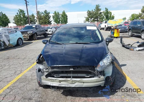 2019 Ford Fiesta St Line z USA, uszkodzony, nr VIN 3FADP4DJ3KM127578